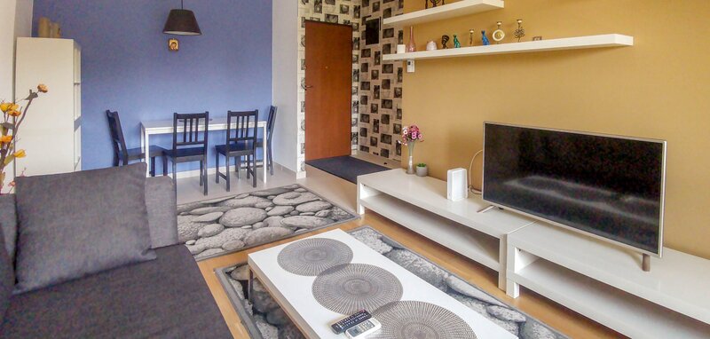 Sisesti, vanzare apartament 3 camere.