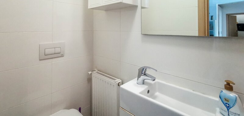 Sisesti, vanzare apartament 3 camere.